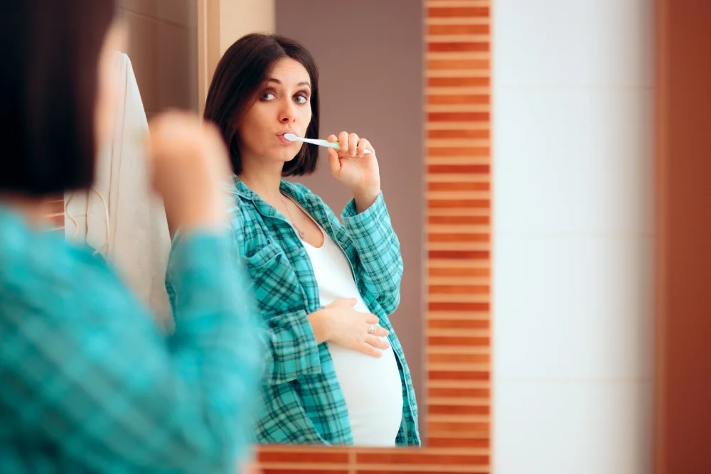 Pregnancy and Oral Health: What Expecting Mothers Need to Know